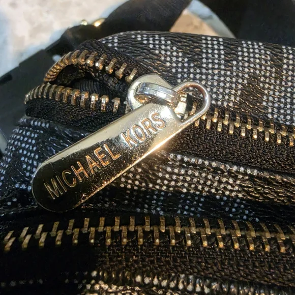 Michael Kors Black Signature MK Belt Bag with Gold Logo - Picture 12 of 12